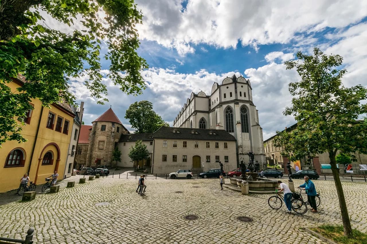 Halle (Saale) Innenstadt Historisch Alte Gebäude Architektur Sommer