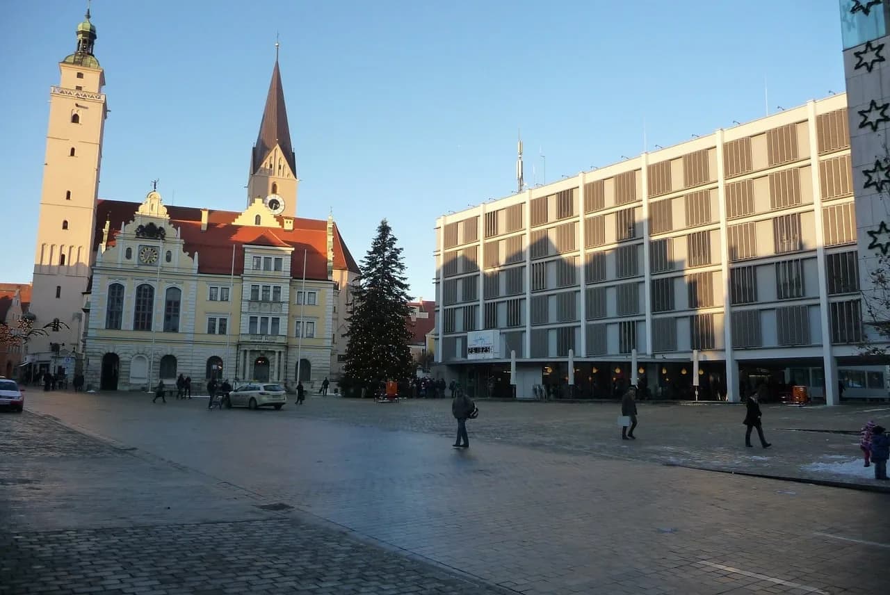 Ingolstadt Innenstadt Marktplatz Fußgängerzone Moderne Architektur